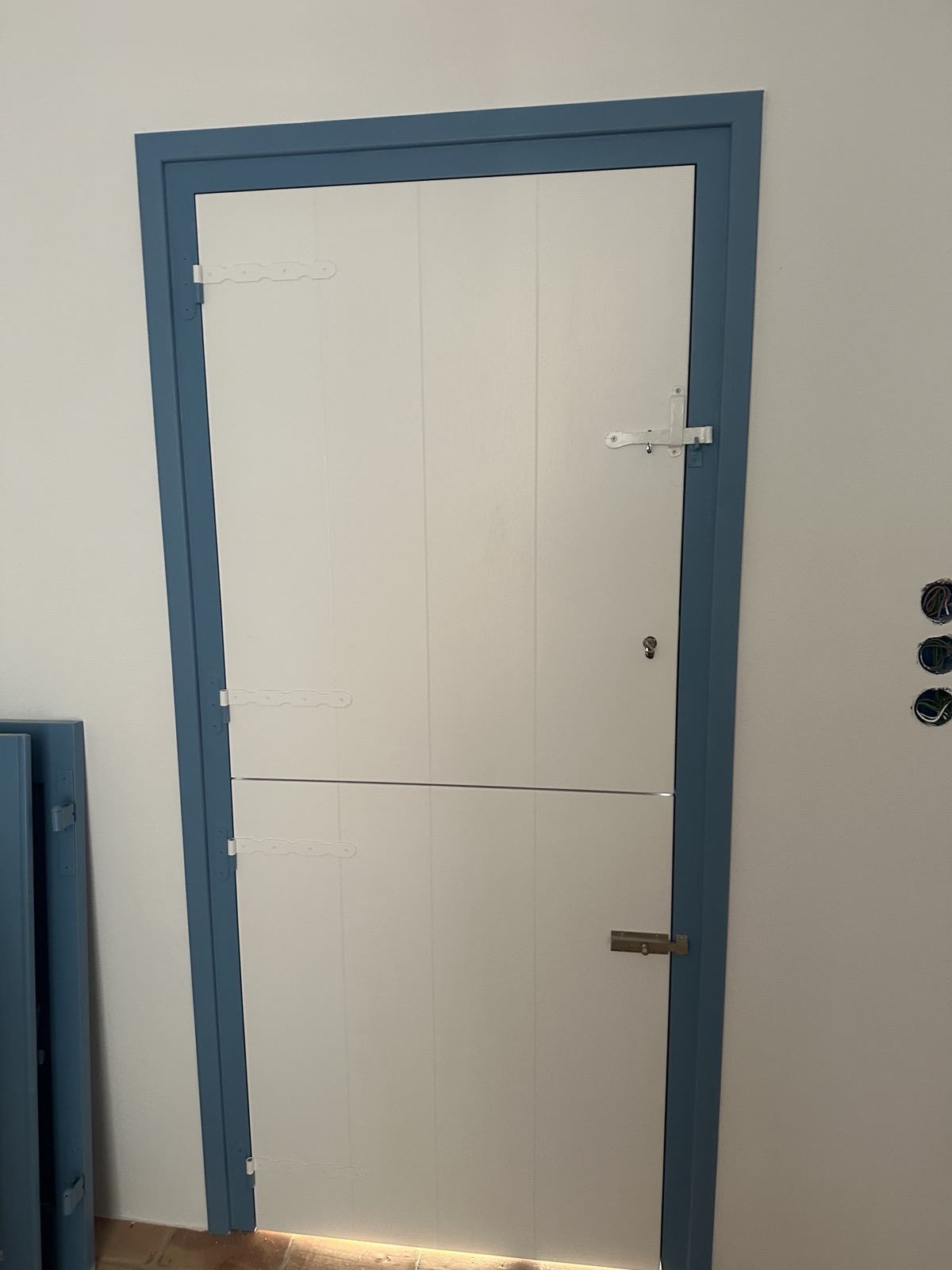 Δίφυλλο Ξύλινο Διαχωριστικό (Λευκό/Μπλε) ∣ Ρουστίκ Στυλ Custom, Ειδικές κατασκευές, Ξύλινο διαχωριστικό, Δίφυλλο, Ρουστίκ στυλ, Custom κατασκευή